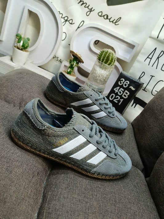 Zapatillas Urbanas gris 🩶
