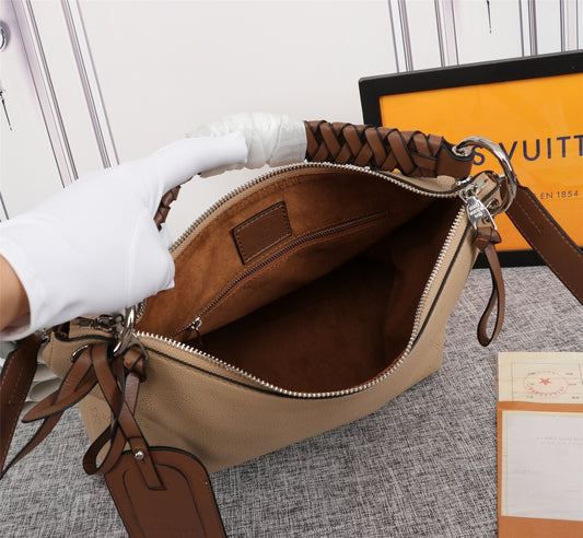 BOLSO BEIGE LV